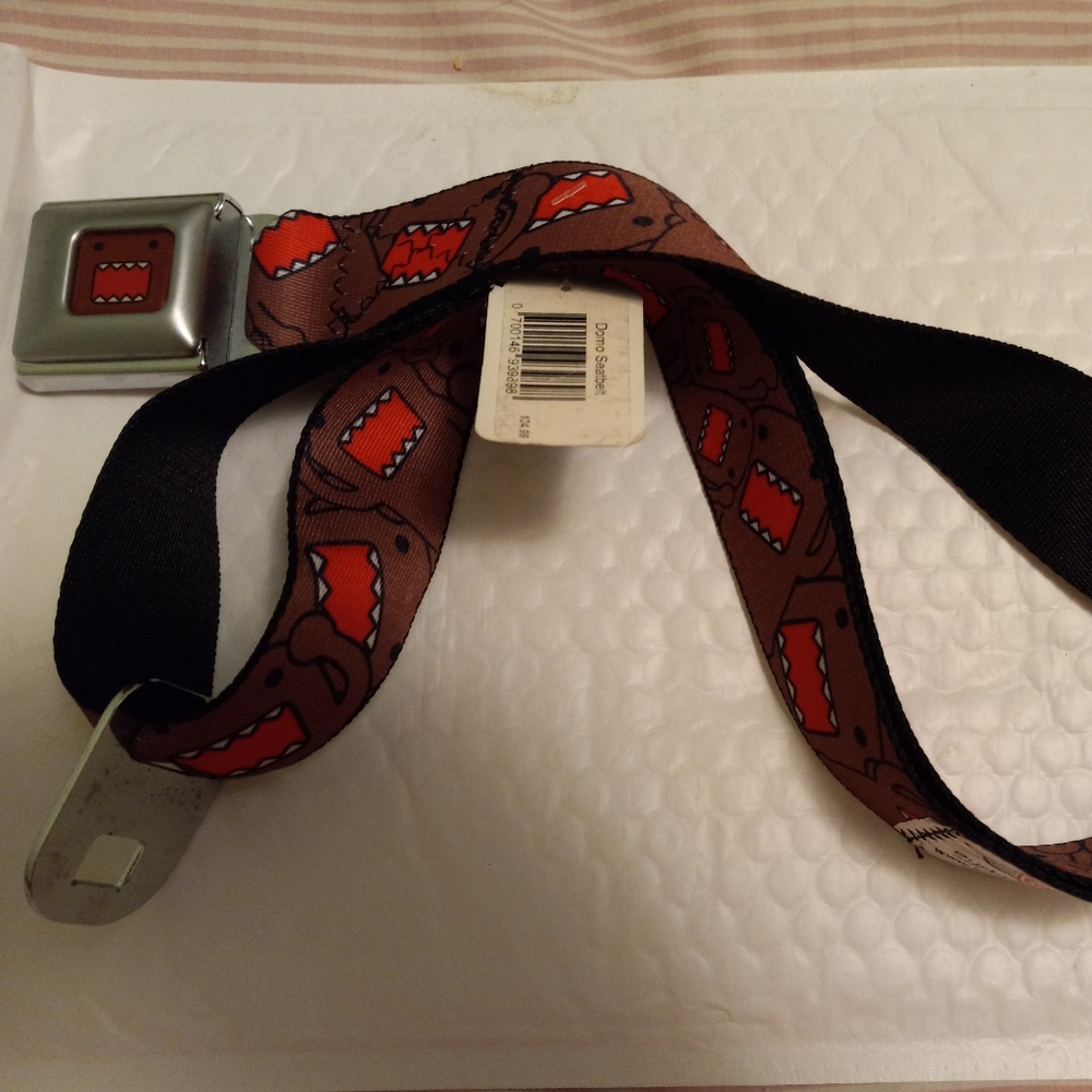 Brand new with tags "Domo" adjustable belt